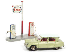 DINKY TOYS (FRANCE) (2)