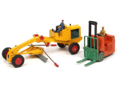 DINKY TOYS (2)