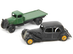 DINKY TOYS (2)