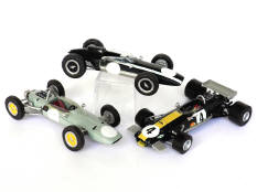DIVERS (GB) (3)
