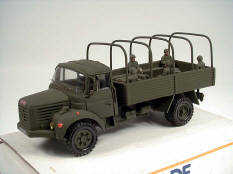 PARADE (FRANCE) (1)