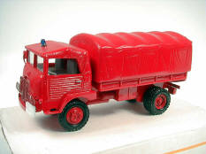 PARADE (FRANCE) (1)