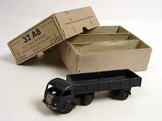 DINKY TOYS (FRANCE) (2)