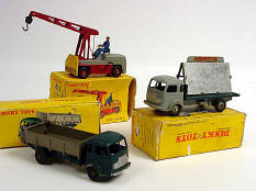 DINKY TOYS (FRANCE) (3)