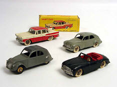 DINKY TOYS (FRANCE) (4)