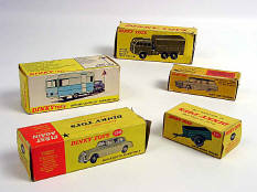 DINKY TOYS (5)