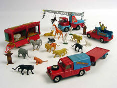 CORGI TOYS (GB) (4)