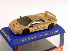 SCALEXTRIC (1)