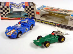 SCALEXTRIC (2)
