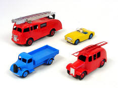 DINKY TOYS (GB) (4)