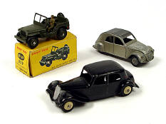 DINKY TOYS (FRANCE) (3)