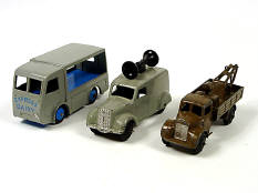 DINKY TOYS (GB) (3)