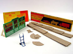 DINKY TOYS (GB) (3)