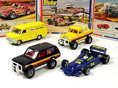 DINKY TOYS (GB) (4)