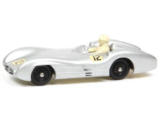 CRESCENT TOY (GB) (1)