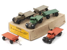 DINKY TOYS (GB) (4)
