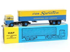 LION-CAR (PAYS-BAS) (1)
