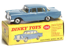 DINKY TOYS (GB) (1)