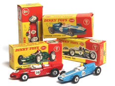 DINKY TOYS (GB) (4)