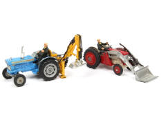CORGI TOYS (GB) (2)