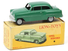 LION-TOYS by JEFE (ESPAGNE) (1)