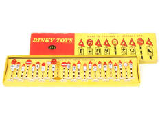 DINKY TOYS (GB) (1)