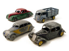 DINKY TOYS (FRANCE) (4)