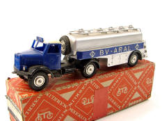 MÄRKLIN (GERMANY) (1)