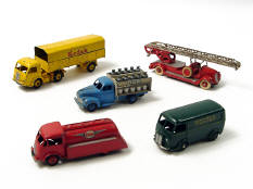 DINKY TOYS (FRANCE) (5)