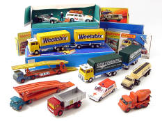 MATCHBOX & CORGI JUNIORS (12)