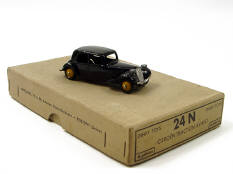 DINKY TOYS (FRANCE) (2)
