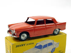 DINKY JUNIOR (1)