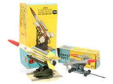 CORGI TOYS (GB) (2)