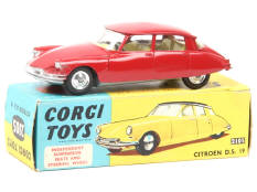 CORGI TOYS (GB) (1)