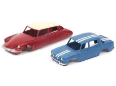 DINKY TOYS (FRANCE) (2)