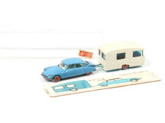 MAJORETTE (FRANCE) (1)