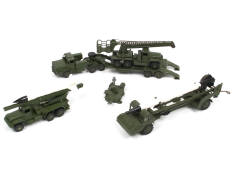 DINKY TOYS (GB) (4)