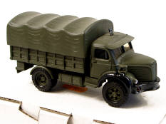 PARADE (FRANCE) (1)