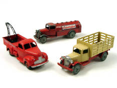 DINKY TOYS (FRANCE) (3)