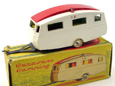C.I.J. (FRANCE) (1)