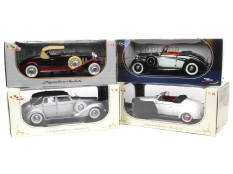 SIGNATURE MODELS (CHINE) (4)