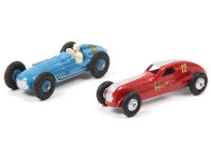DINKY TOYS (FRANCE) (2)