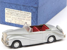 MAX'S MODELS (GB) (1)
