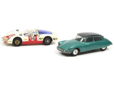 CORGI TOYS (GB) (2)