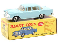 DINKY TOYS (GB) (1)