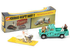 CORGI TOYS (GB) (1)