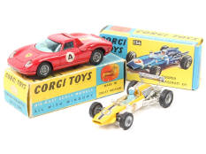 CORGI TOYS (GB) (2)