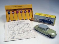 DINKY TOYS FRANCE (2)