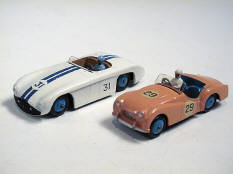 DINKY TOYS (GB) (2)