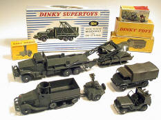 DINKY TOYS (FRANCE) (5)